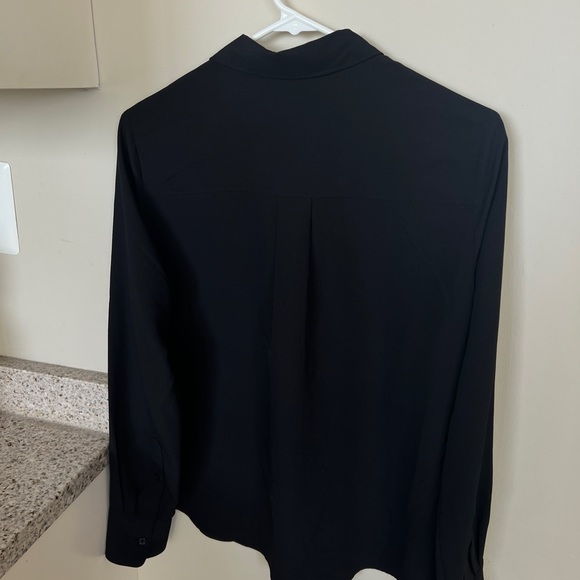 H&M chiffon button down - Picture 5 of 5